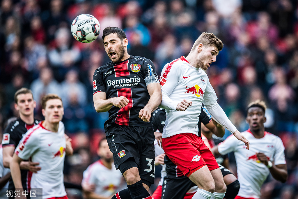 关于今晚澳网前瞻：莱万伤情更新，利雅得新月冲击连败纪录的信息